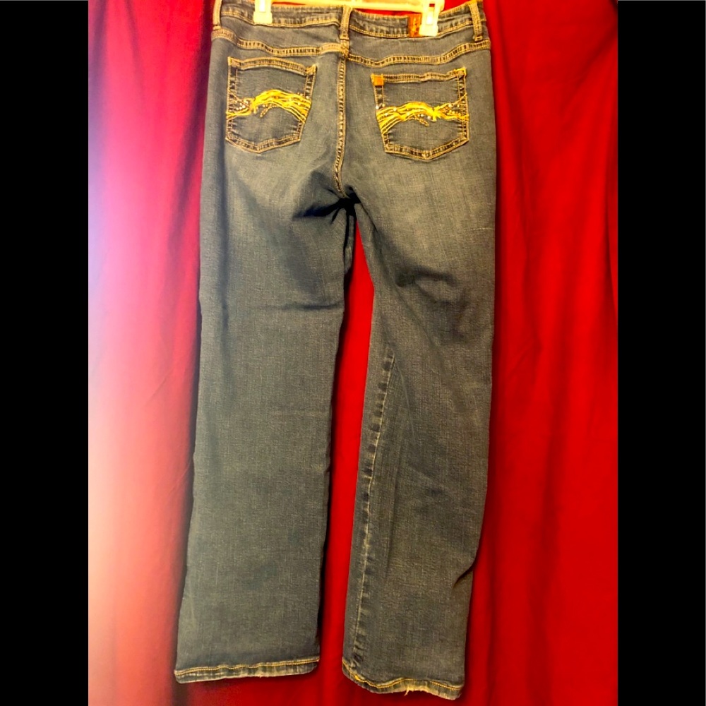 Aura Wrangler bootcut
